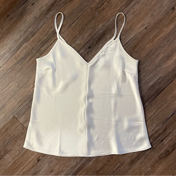 H&M Tops - H&M White Top